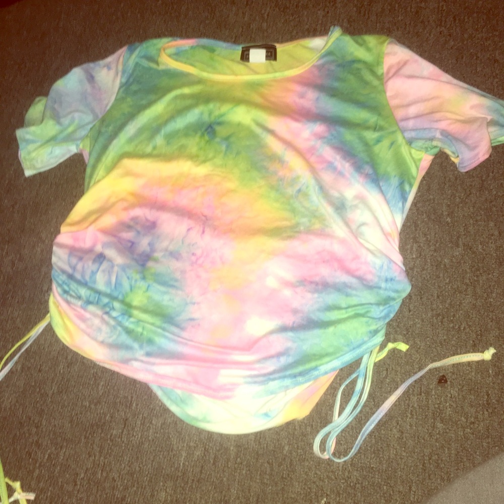 This is a way newer shirt🤗